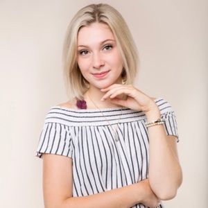 Meet your Posher, Abigail